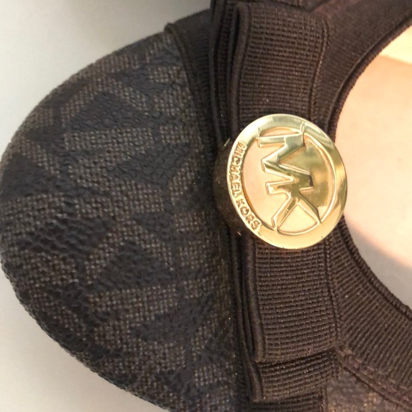 Michael Kors Flat shoes size 5.5M - Picture 1 of 8